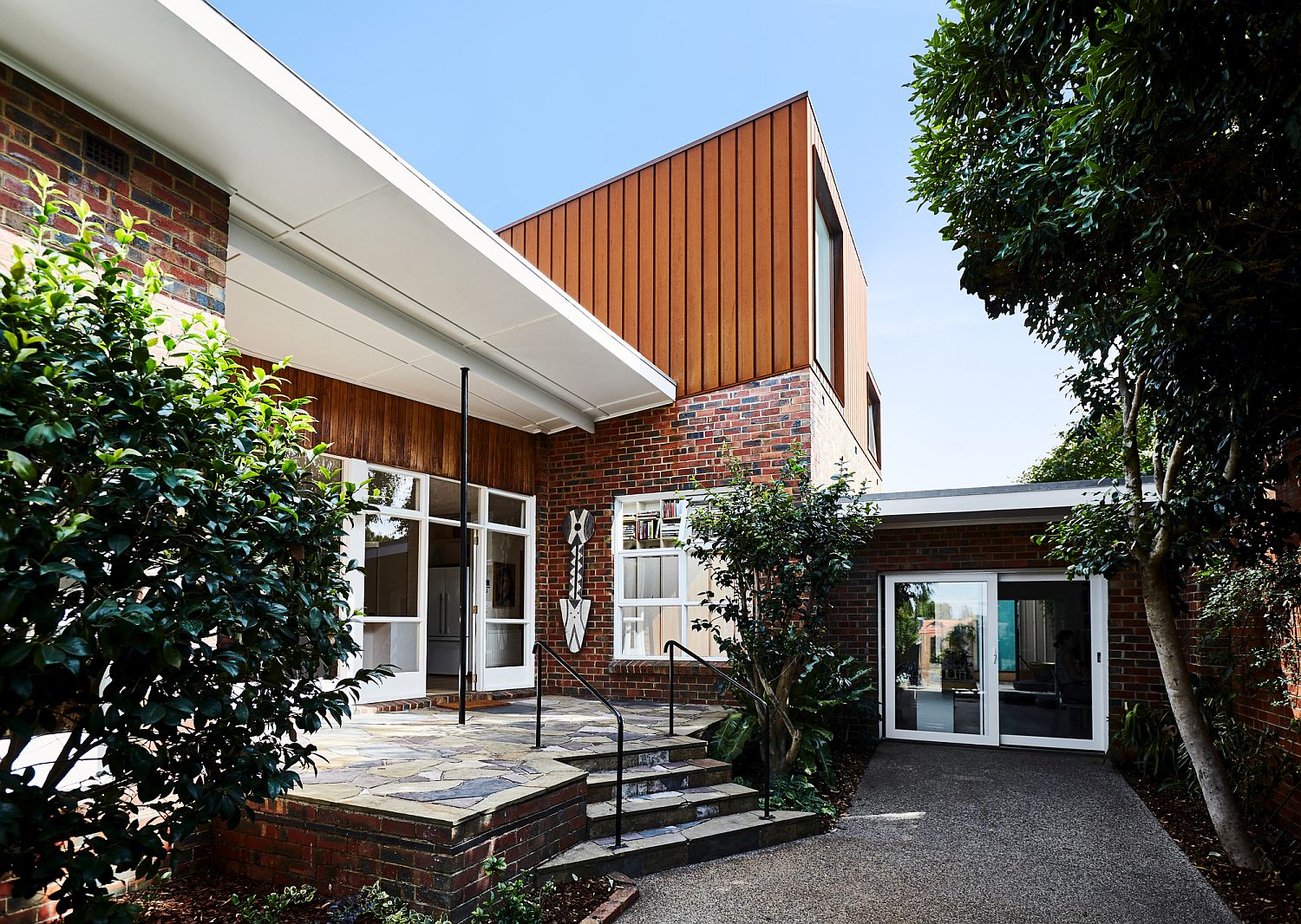 1950s Suburban Home in Melbourne with Ingenious Second ...
1950s Suburban Homes