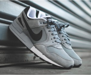 nike pegasus jaguars